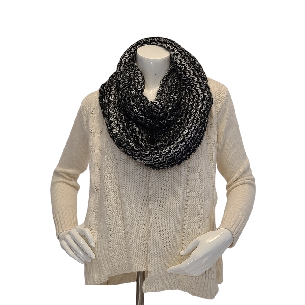APT. 9 Knit Black White Loop Infinity Scarf SOFT!